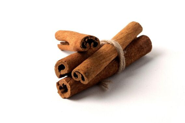 عوارض احتمالی مصرف دارچین بعد از جراحی چاقی